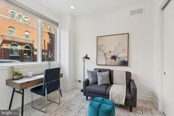 $3,390,000 | 207 South 22nd Street, Philadelphia, PA 19103