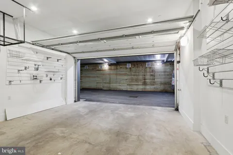 $3,250,000 | 207 South 22nd Street, Philadelphia, PA 19103