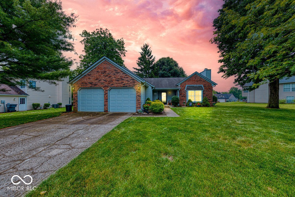 3025 Sable Ridge Lane Greenwood, IN 46142 - Photo 1 of 32 Gallery Image 1