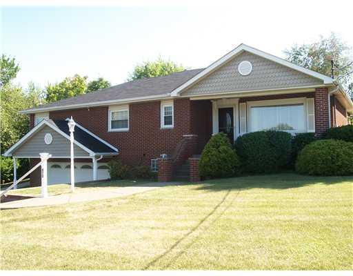 470 Center Grange Road Monaca, PA 15061 - Photo 1 of 18 Exterior Front.