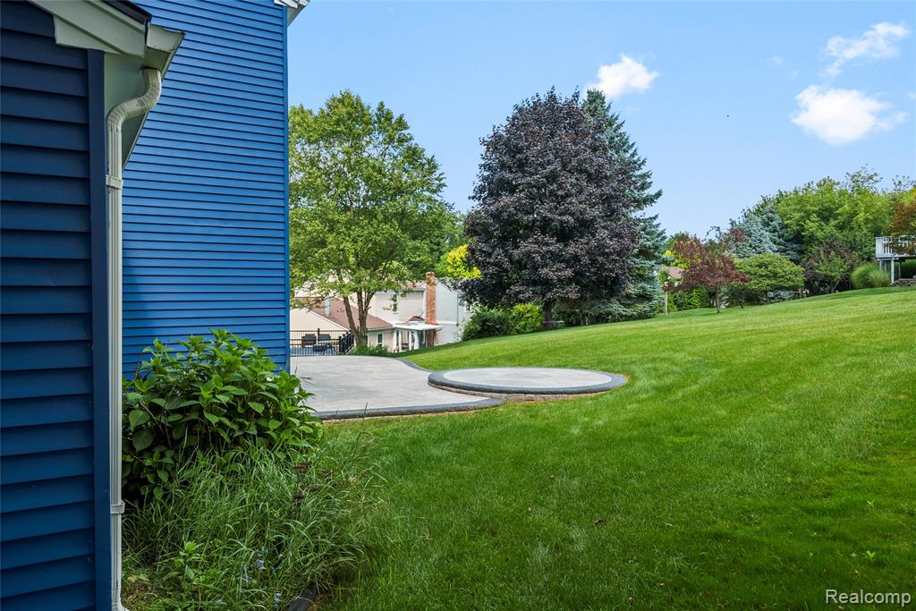 234 Whitney Drive Rochester Hills, MI 48307 - Photo 21 of 26