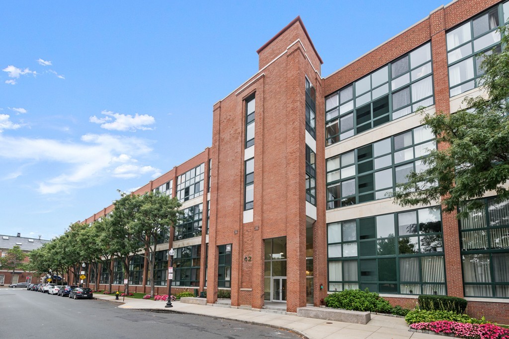 42 8th Street, Unit 5109 Boston, MA 02129 - Photo 17 of 17 a view of a building along the street