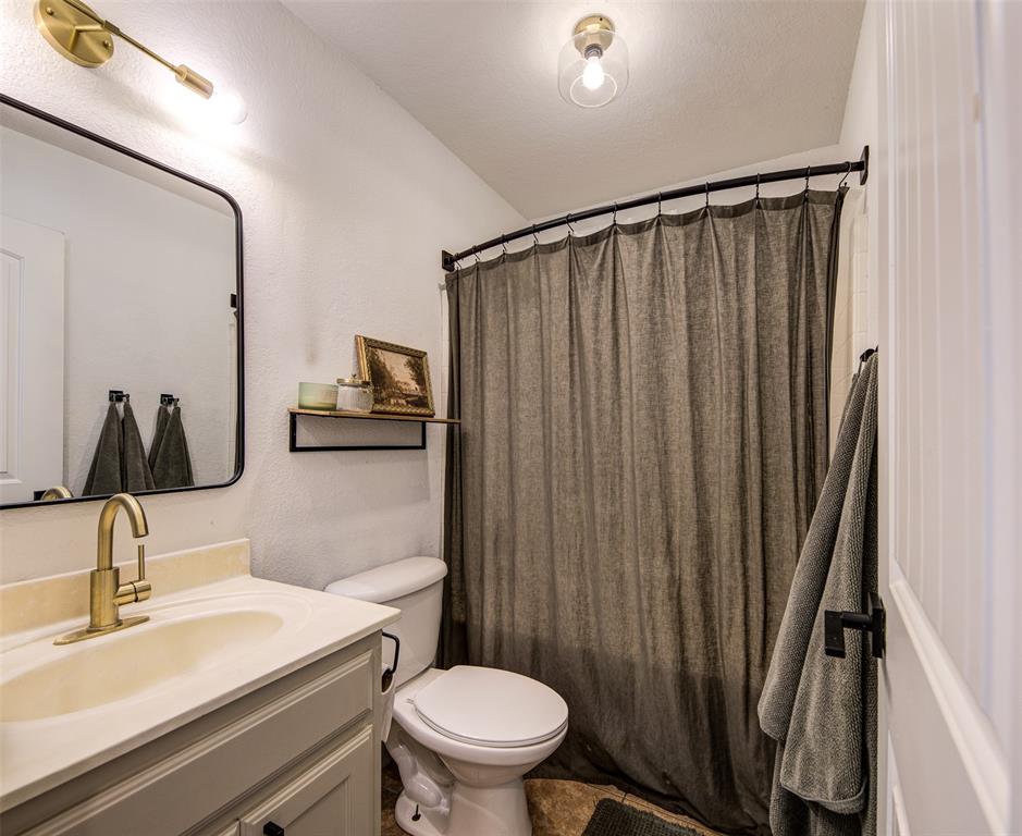 1606 North Mcdonald Avenue, Unit B Decatur, TX 76234 - Photo 19 of 25