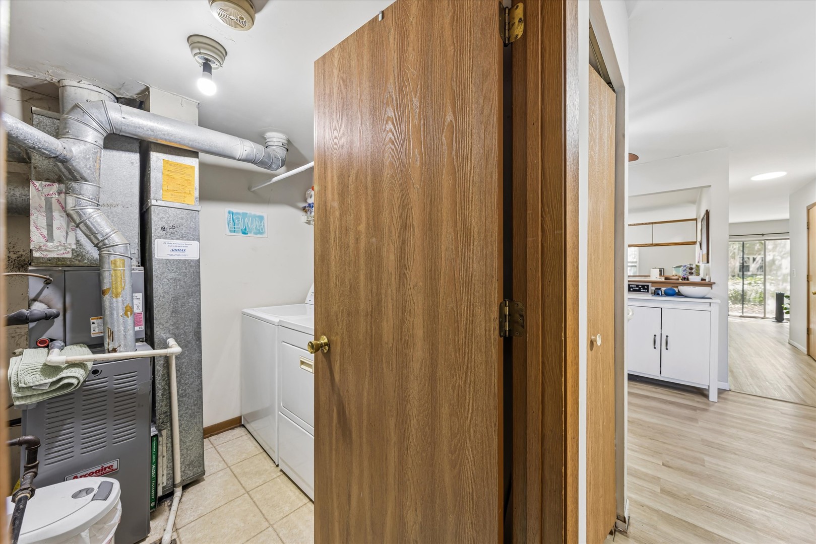 1375 Ridgefield Circle, Unit 1375 Carol Stream, IL 60188 - Photo 5 of 31