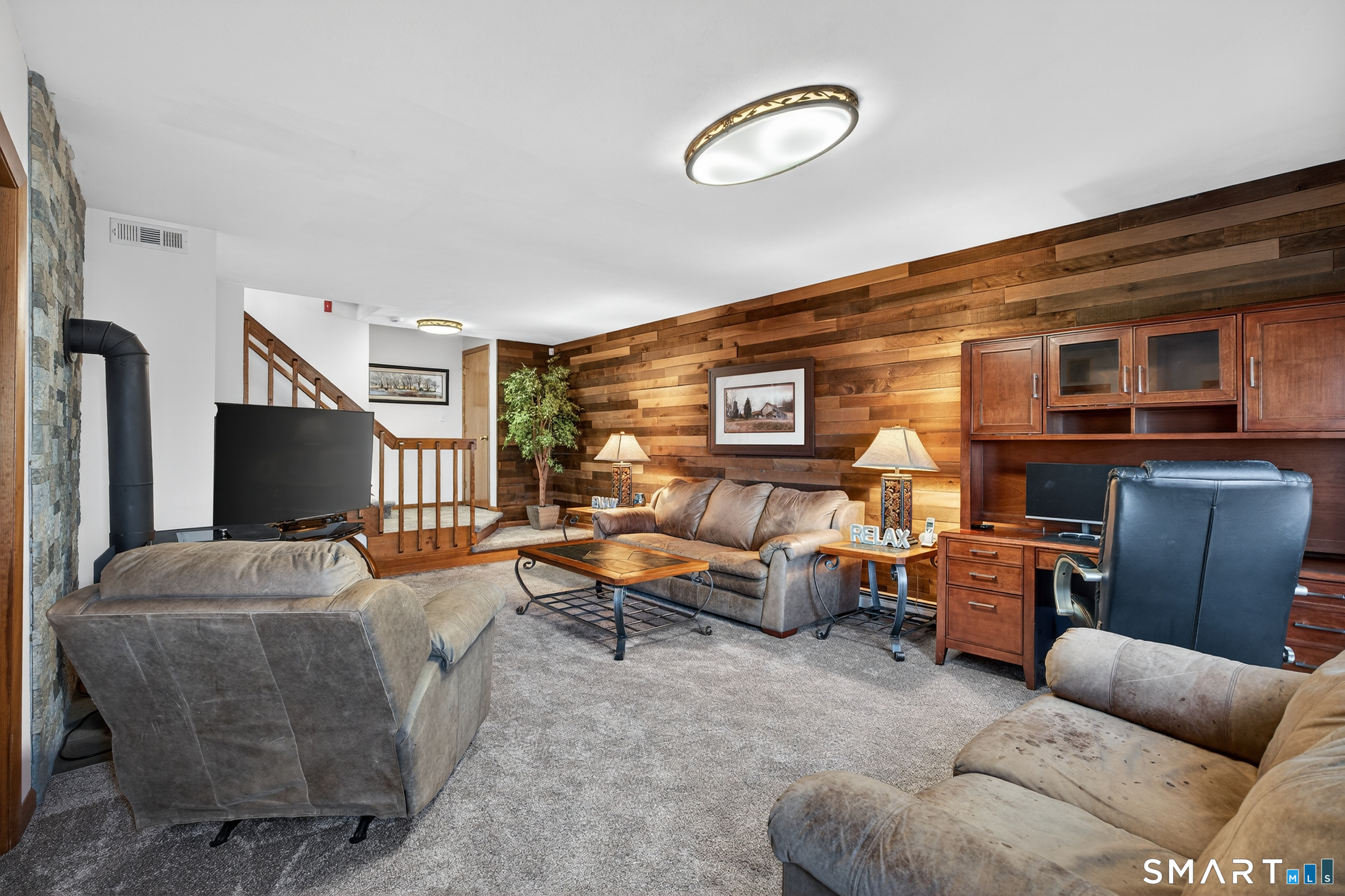 28 Oakcrest Road Oxford, CT 06478 - Photo 22 of 30