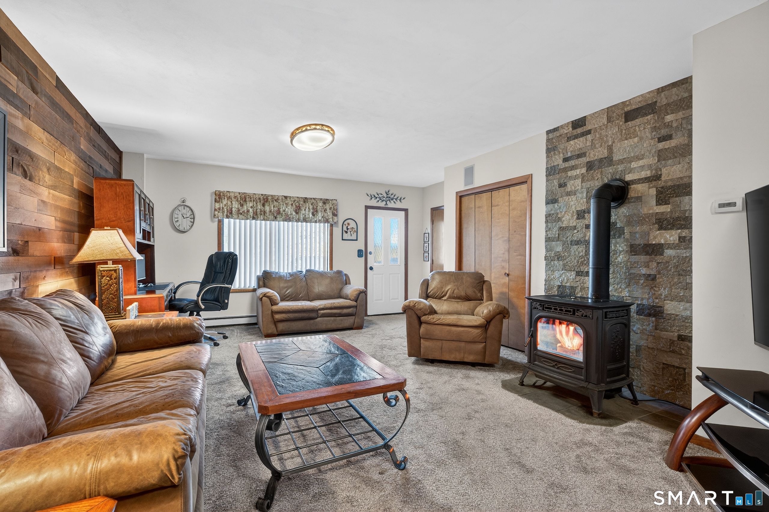 28 Oakcrest Road Oxford, CT 06478 - Photo 23 of 30