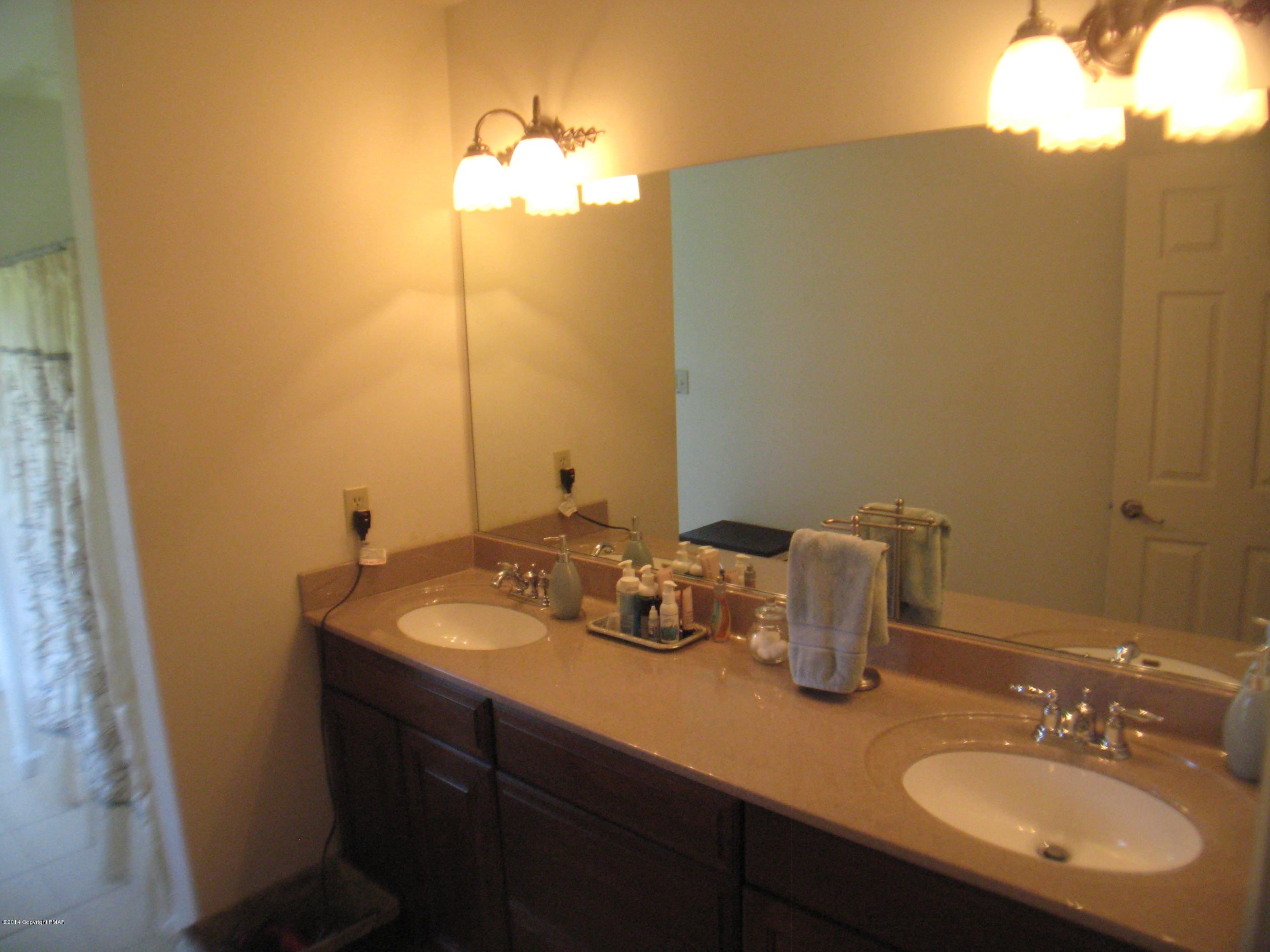 400 Evergreen Road Lehighton, PA 18235 - Photo 16 of 42 Master suite