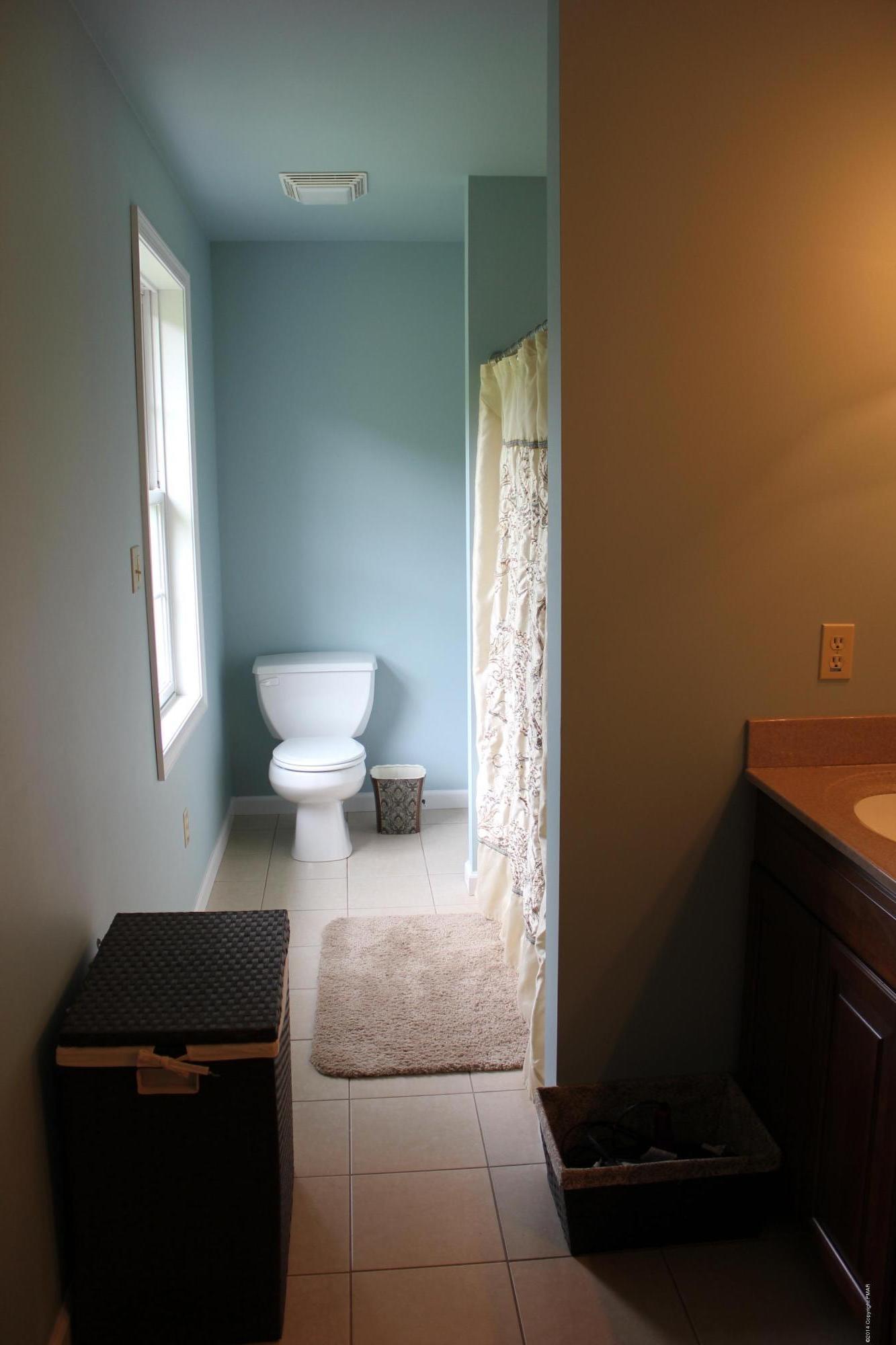 400 Evergreen Road Lehighton, PA 18235 - Photo 35 of 42 Freshly painted master bath