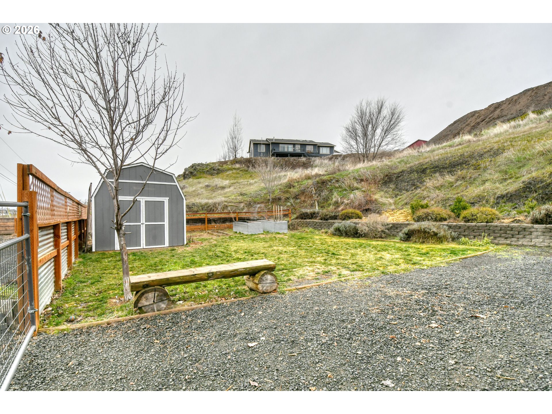 2010 Tutuilla Road Pendleton, OR 97801 - Photo 36 of 38 a view of a yard with an ocean view