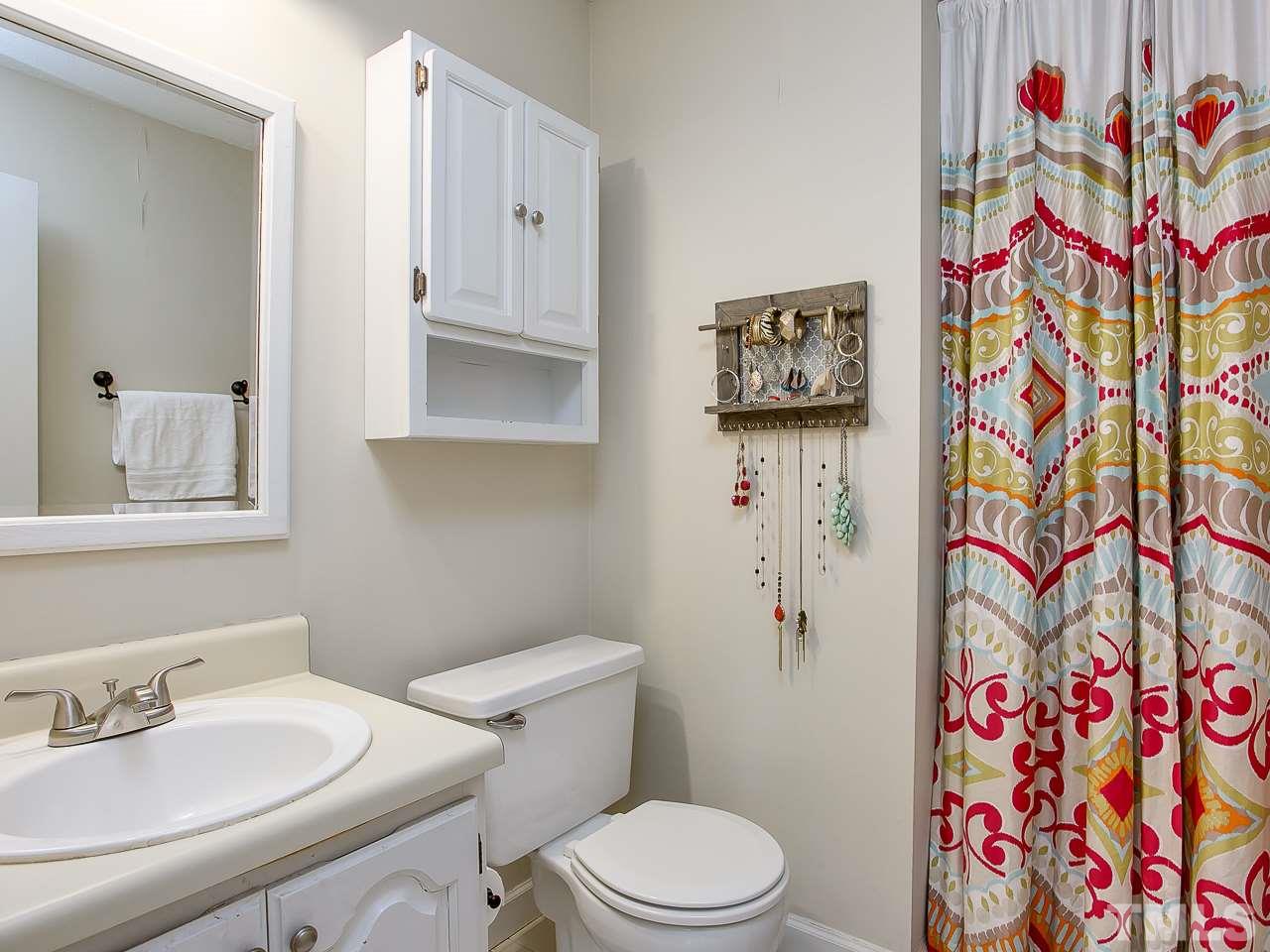 4502 Hamptonshire Drive Raleigh, NC 27613 - Photo 21 of 24
