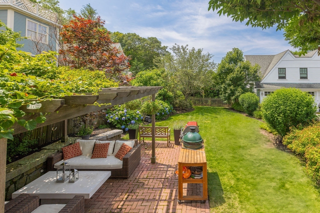 7 Waldron Court Marblehead, MA 01945 - Photo 21 of 26 a view of a chairs and table on the patio