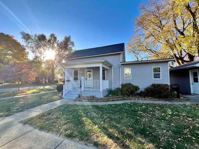 $149,900 | 352 South Vermillion Street, Paxton, IL 60957