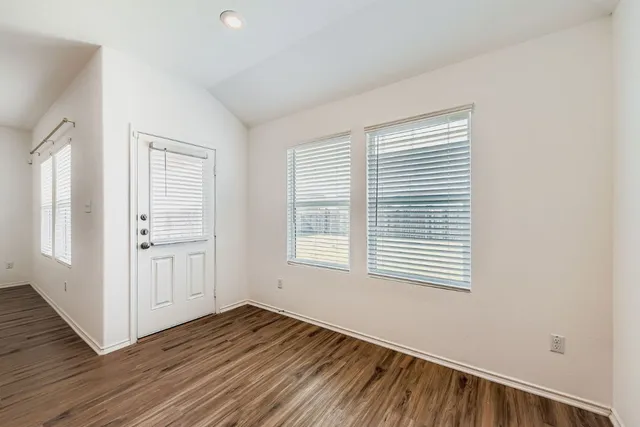 $325,000 | 210 Montego Street, Hutto, TX 78634