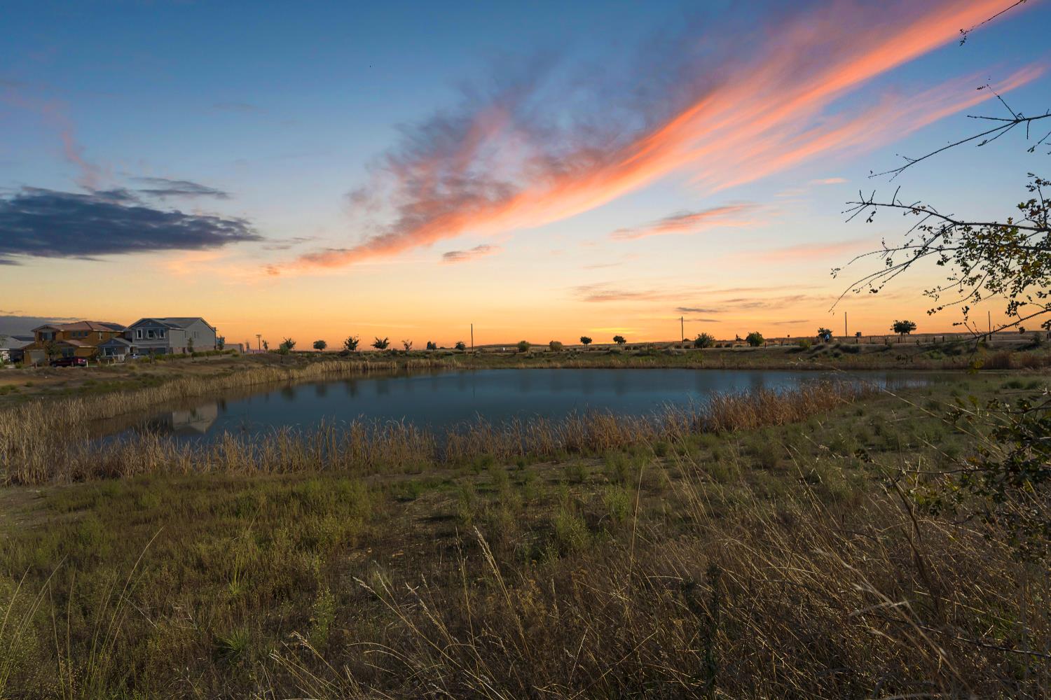 4156 Salt Point Way Rancho Cordova, CA 95742 - Photo 3 of 43