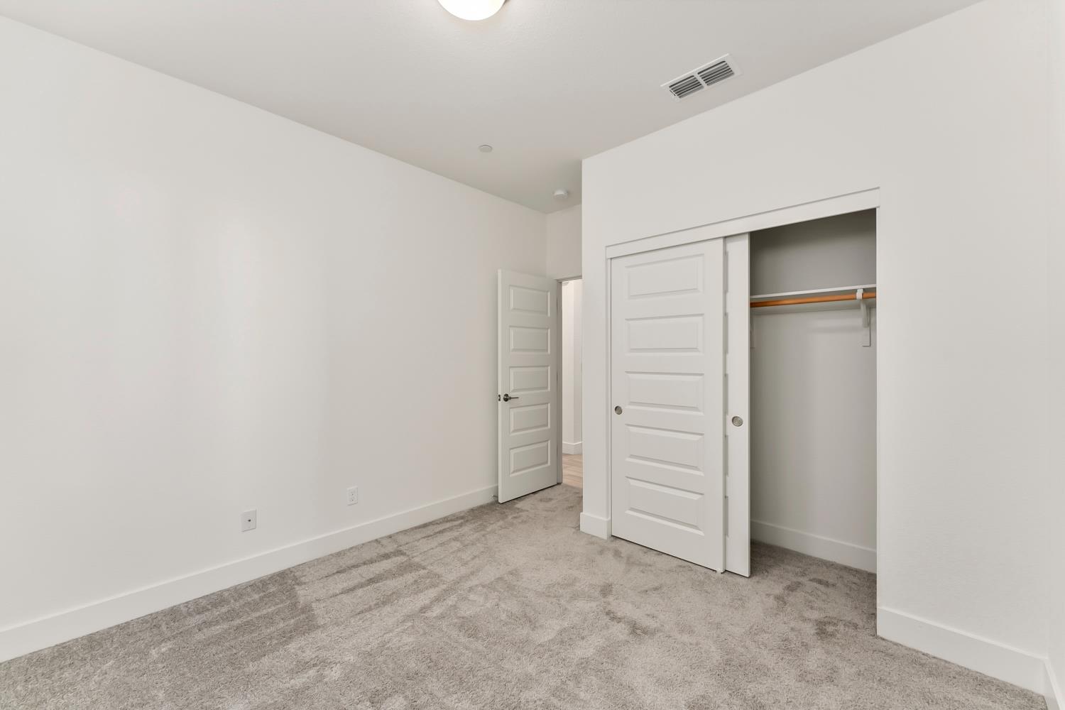 4156 Salt Point Way Rancho Cordova, CA 95742 - Photo 37 of 43