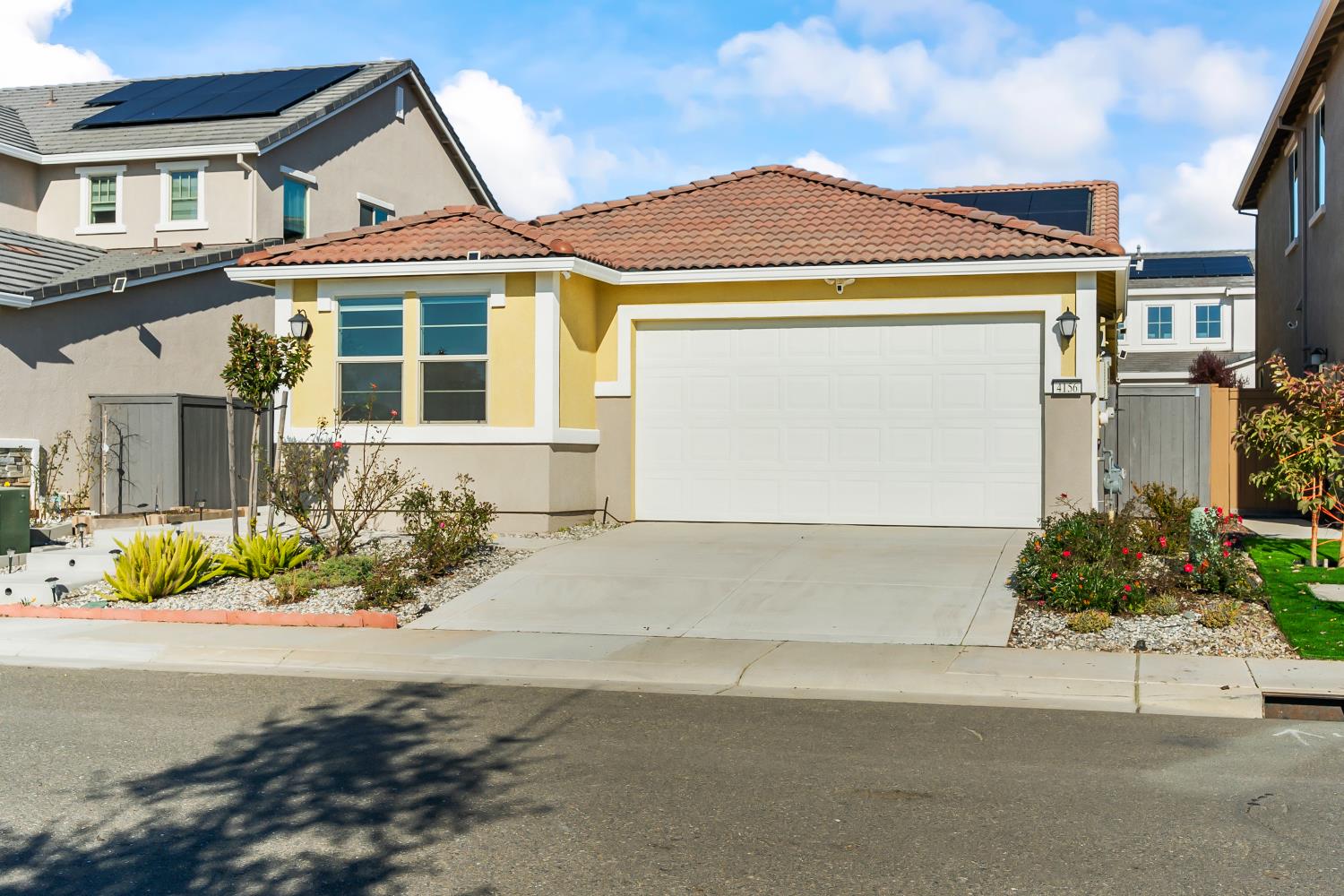 4156 Salt Point Way Rancho Cordova, CA 95742 - Photo 5 of 43