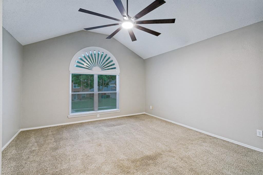 2801 Waverly Road Flower Mound, TX 75028 - Photo 12 of 28