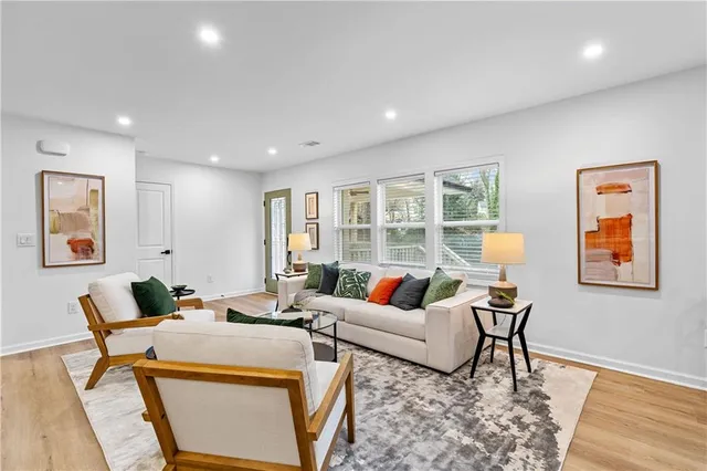 $689,000 | 1380 Dogwood Circle Southeast, Smyrna, GA 30080