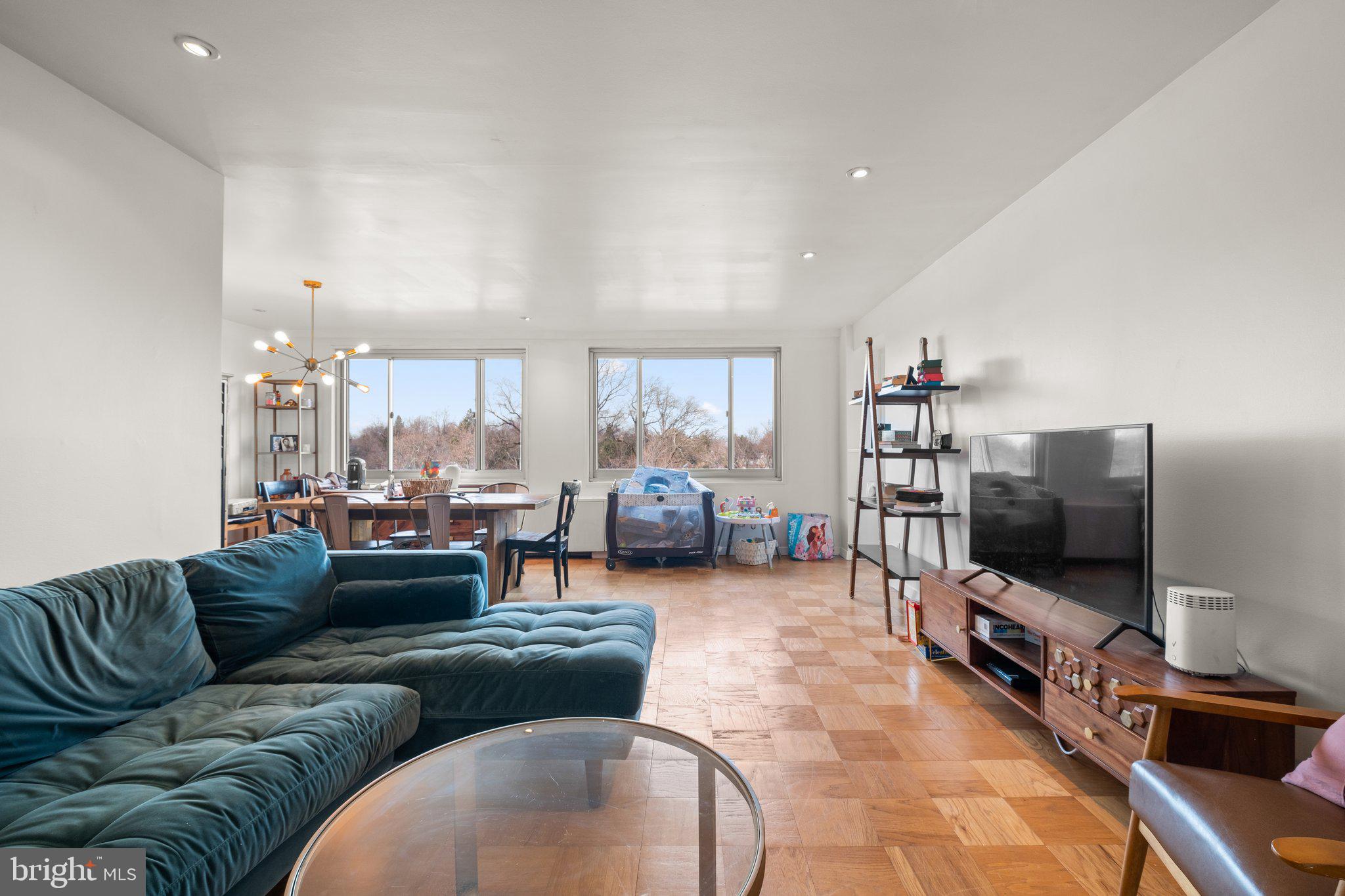 1900 Lyttonsville Road, Unit 1016 Silver Spring, MD 20910 - Photo 3 of 30