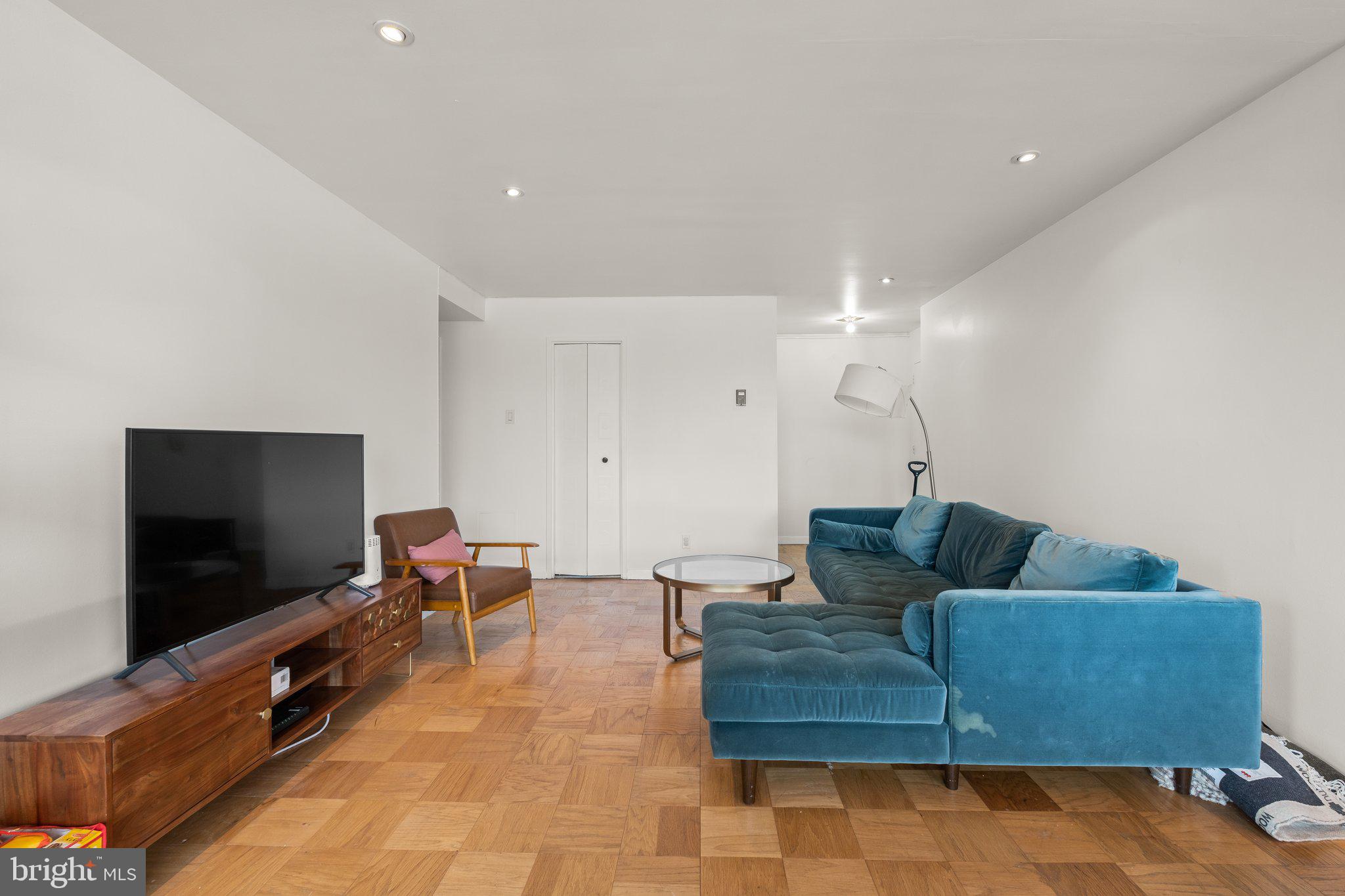 1900 Lyttonsville Road, Unit 1016 Silver Spring, MD 20910 - Photo 5 of 30