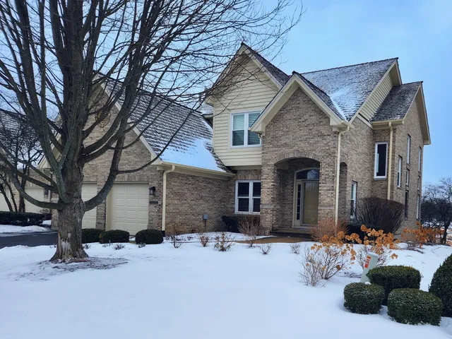 $750,000 | 22087 Vernon Ridge Drive, Mundelein, IL 60060