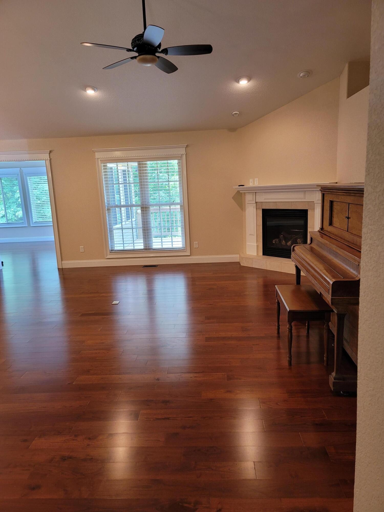 149 Rotherham Drive Crossville, TN 38558 - Photo 6 of 30 Gallery Image 6