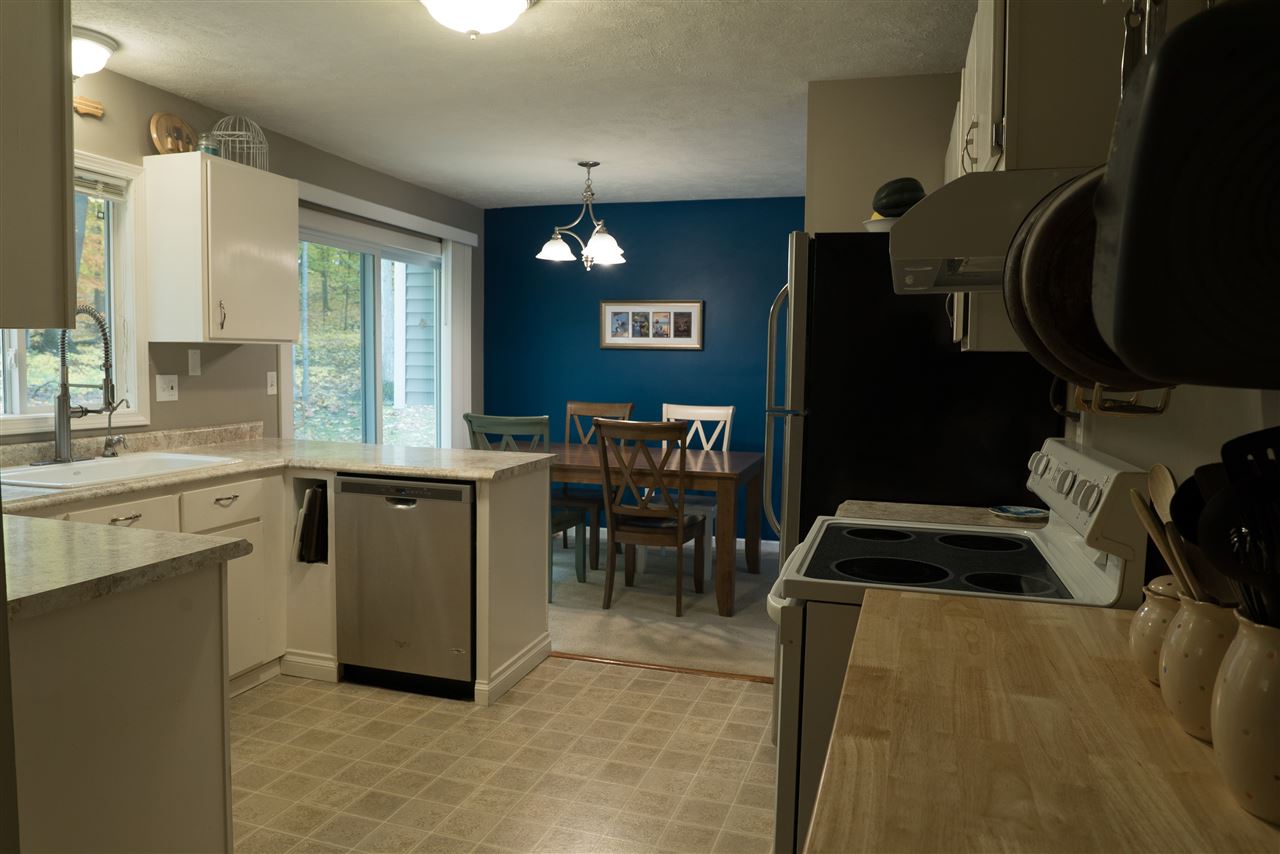 3611 Manchester Road Traverse City, MI 49686 - Photo 12 of 28 1854673-11.JPG