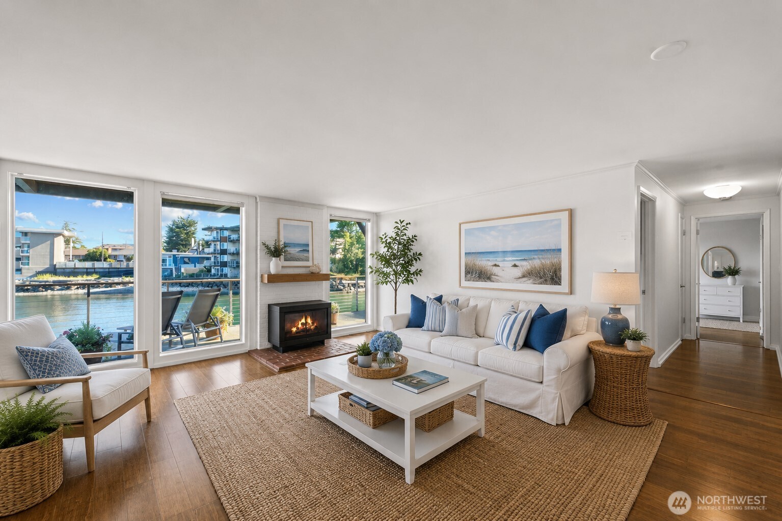 3717 Beach Drive Southwest, Unit 113 Seattle, WA 98116 - Photo 5 of 38