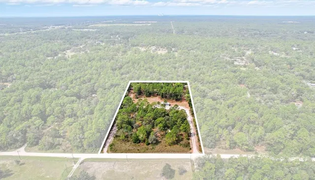 a view of a bathroom