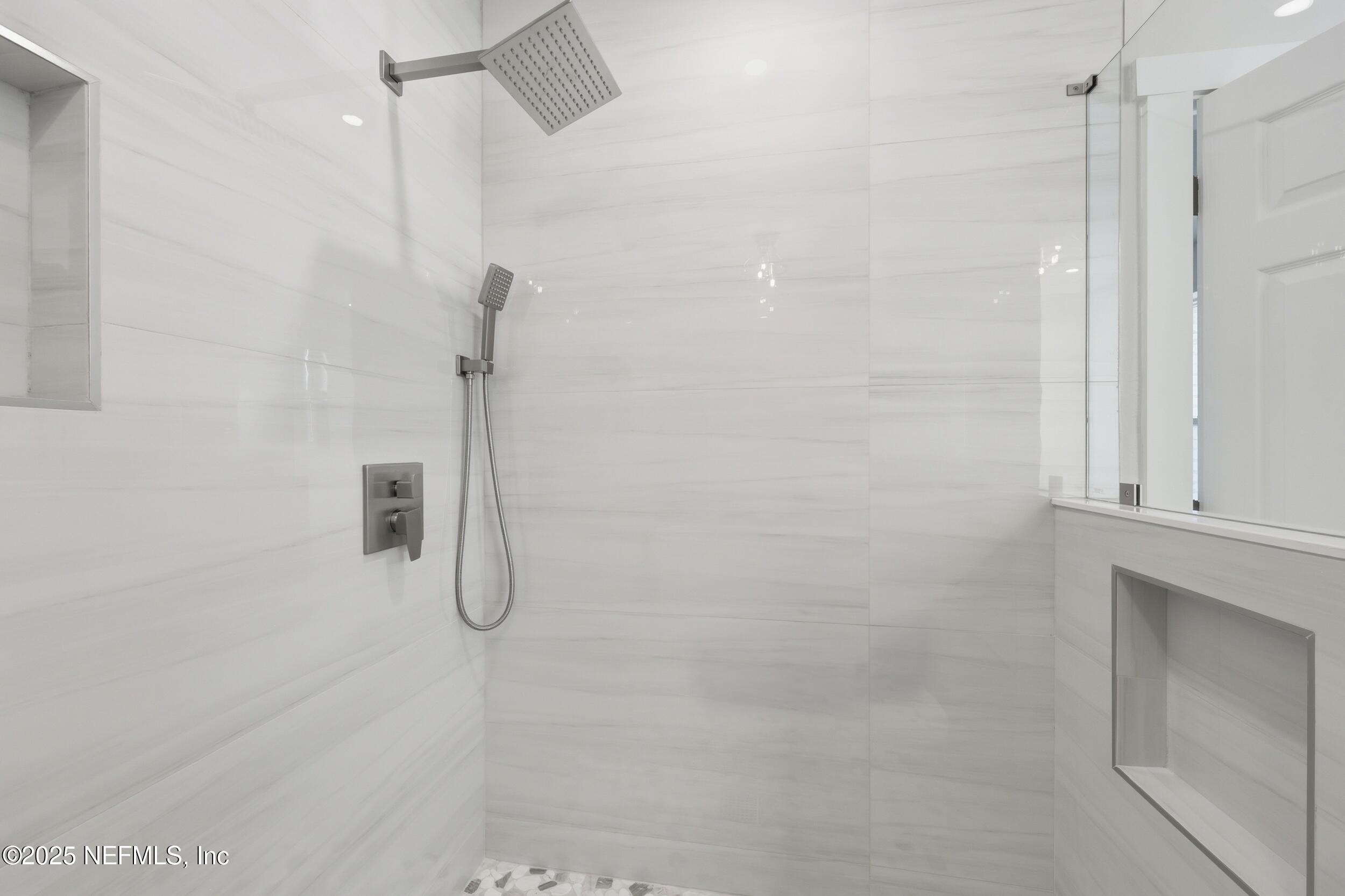 1440 Harbor Oaks Road Jacksonville, FL 32207 - Photo 33 of 63 33_the real estateographers_029