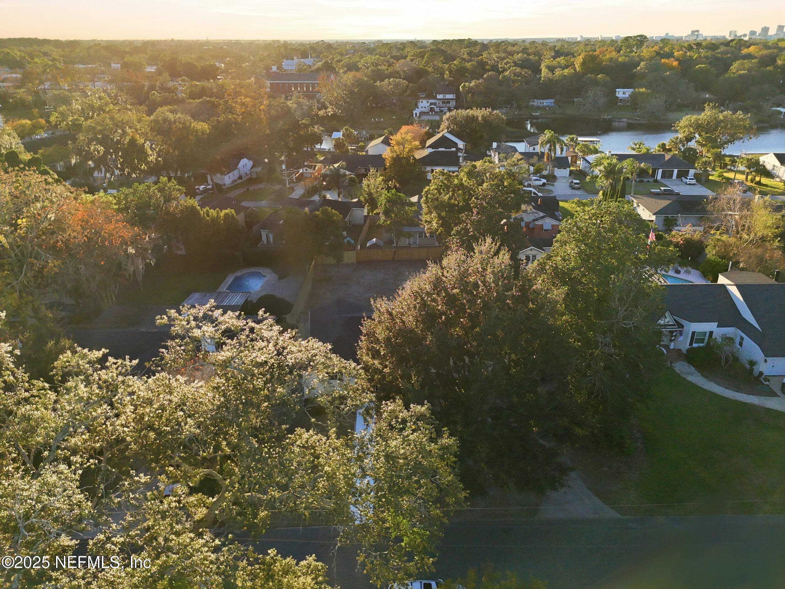 1440 Harbor Oaks Road Jacksonville, FL 32207 - Photo 53 of 63 54_the real estateographers_049