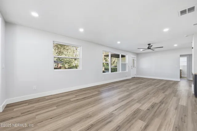 $535,000 | 1440 Harbor Oaks Road, Jacksonville, FL 32207