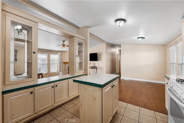 $250,000 | 16079 Yarnell Street, Unit C35, Sylmar, CA 91342