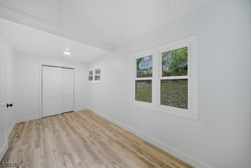 330 Springbrook Trail Sparta, NJ 07871 - Photo 16 of 41