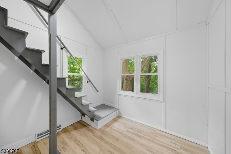 330 Springbrook Trail Sparta, NJ 07871 - Photo 18 of 41