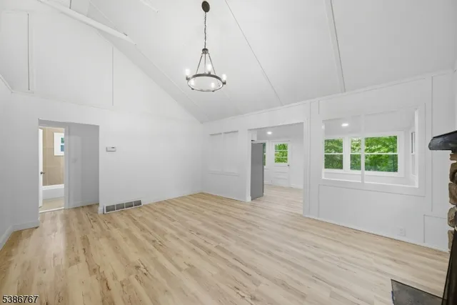 $2,650 | 330 Springbrook Trail, Sparta, NJ 07871