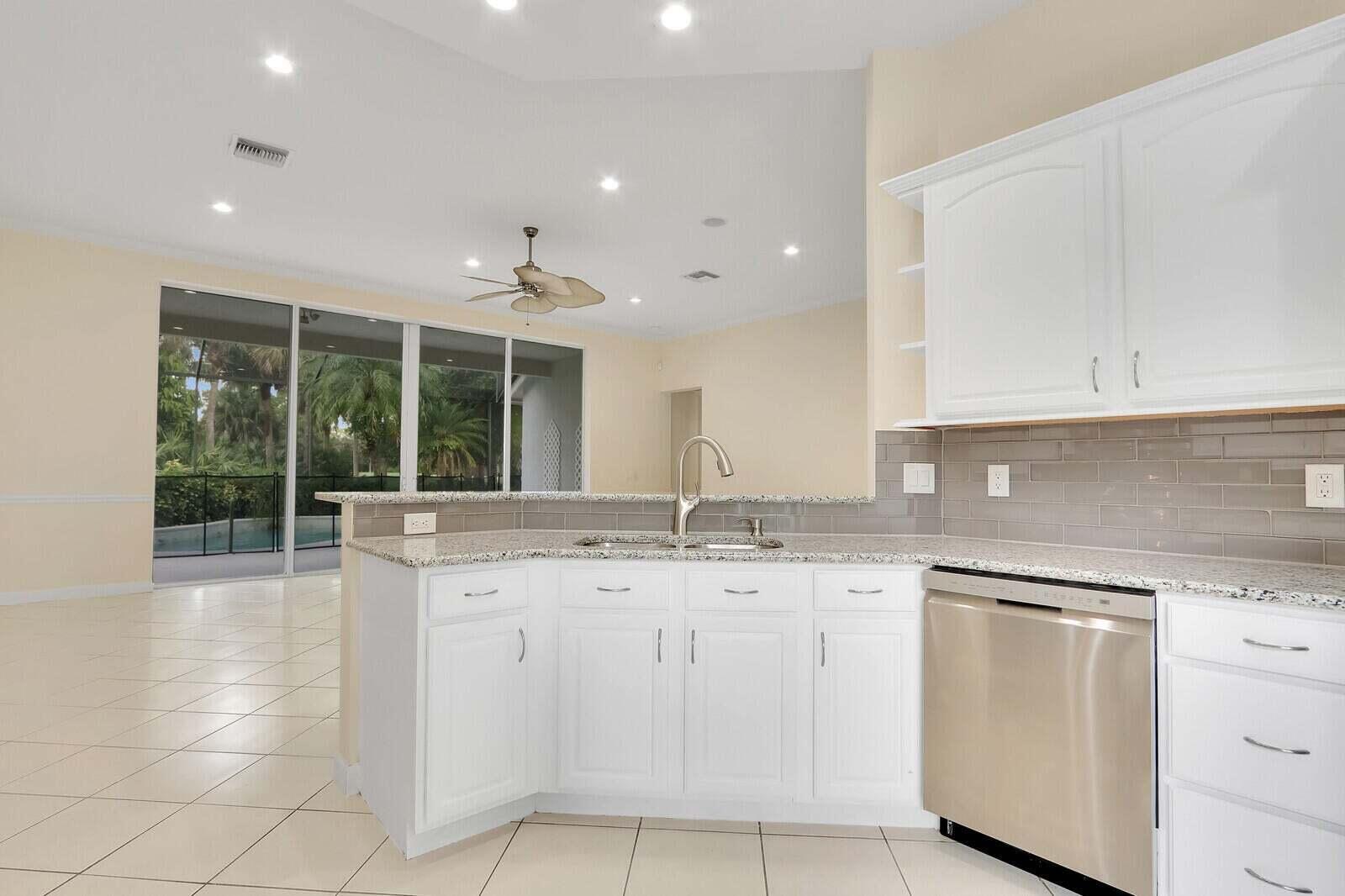 8829 First Tee Road Port St. Lucie, FL 34986 - Photo 9 of 42 IMG_3731