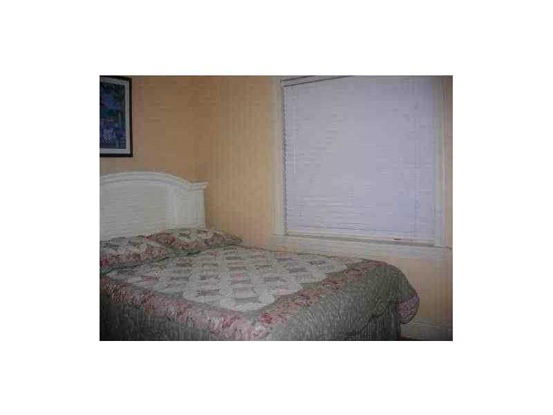 6511 Holatee Trail Southwest Ranches, FL 33330 - Photo 12 of 24 Bedroom