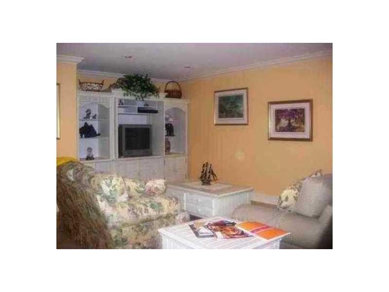 6511 Holatee Trail Southwest Ranches, FL 33330 - Photo 18 of 24 Den/Family/Great Room