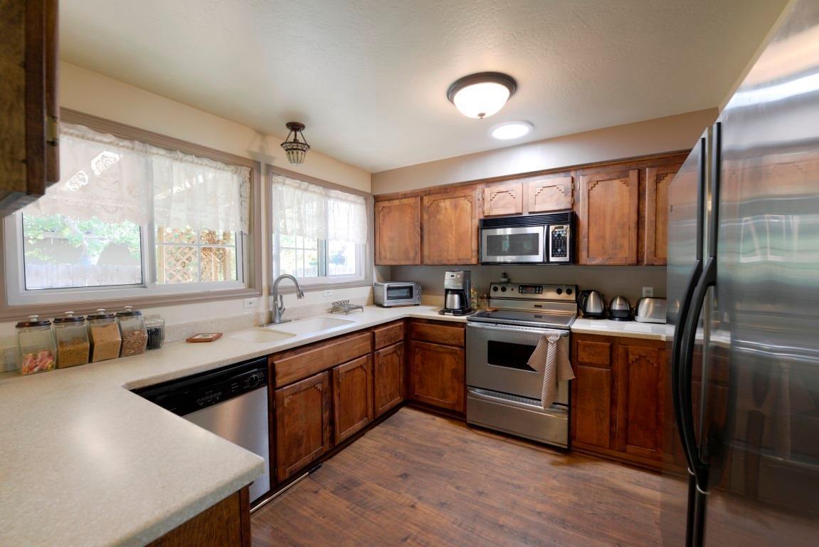 2808 Aldersgate Road Medford, OR 97504 - Photo 6 of 25 Additional Photo