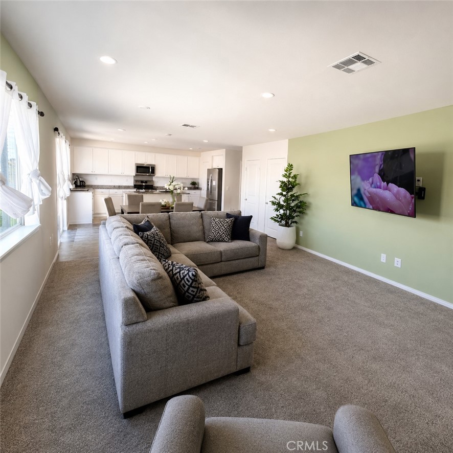 32190 Rambling Court Winchester, CA 92596 - Photo 4 of 18