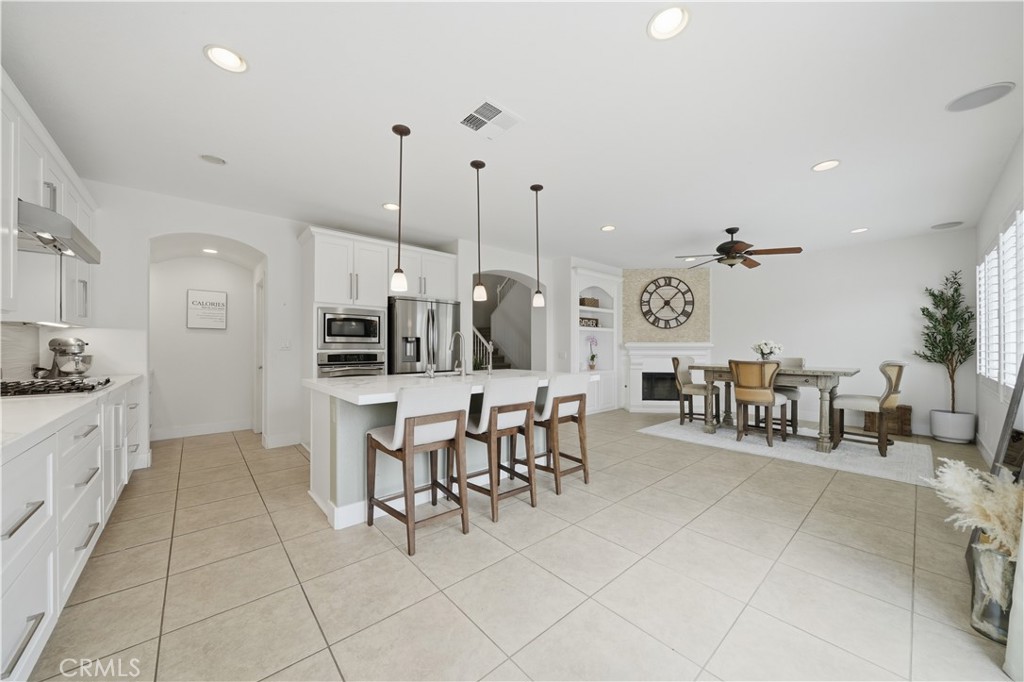 45055 Rutherford Street Temecula, CA 92592 - Photo 3 of 57