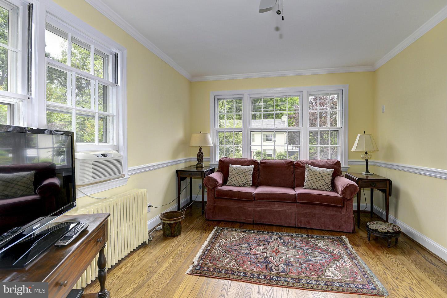 5312 Wriley Road Bethesda, MD 20816 - Photo 11 of 21 Den