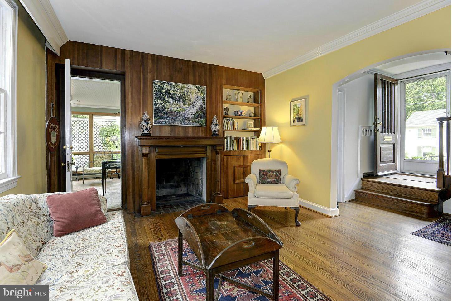 5312 Wriley Road Bethesda, MD 20816 - Photo 6 of 21 Living Room