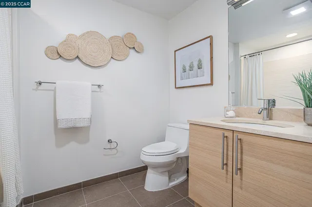 $828,000 | 1655 North California Boulevard, Unit 338, Walnut Creek, CA 94596