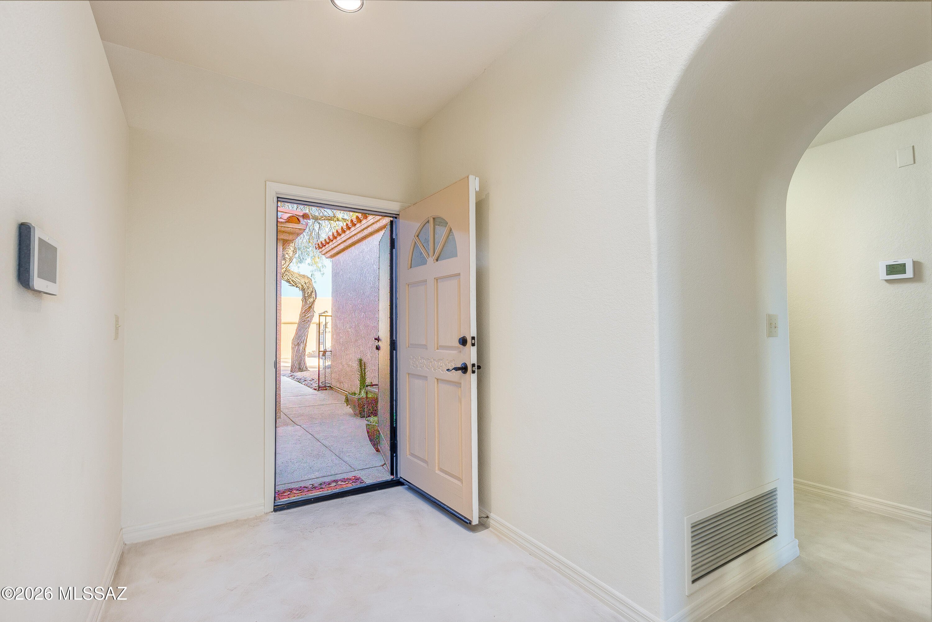5825 North Misty Ridge Drive Tucson, AZ 85718 - Photo 8 of 39