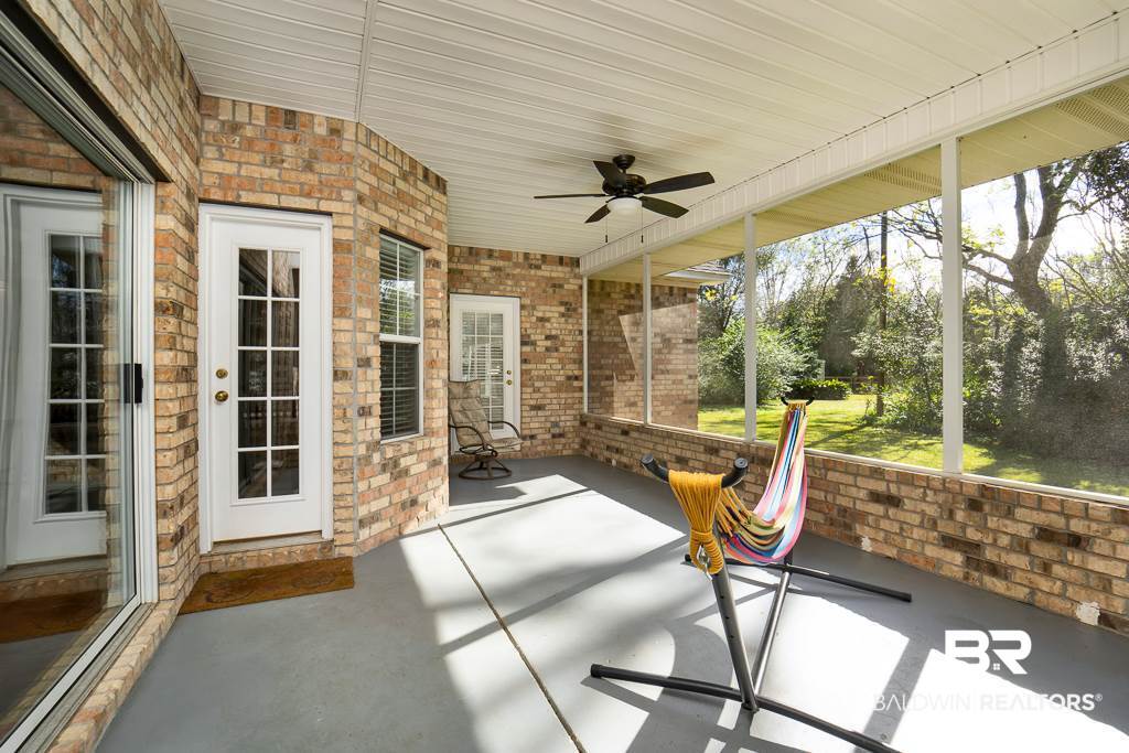 9546 Mosley Road Fairhope, AL 36532 - Photo 18 of 27 Screened Back Porch