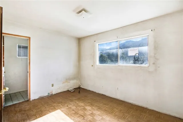 an empty room with a window