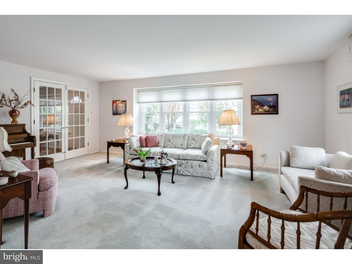 110 Fenwick Road Cherry Hill, NJ 08034 - Photo 3 of 24 Gallery Image 3