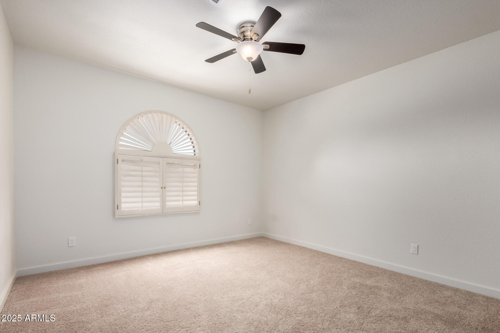 1966 East Calle De Arcos Tempe, AZ 85284 - Photo 29 of 44 28 Arcos